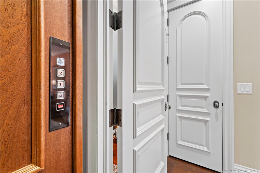 57 SE Seminole Street