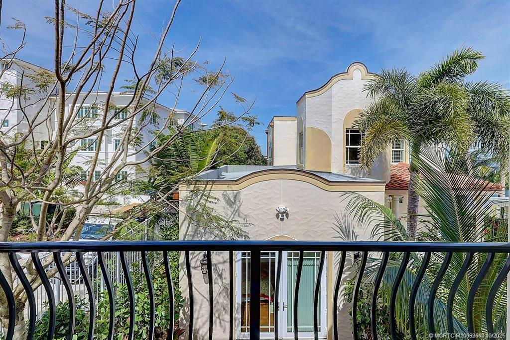 57 SE Seminole Street