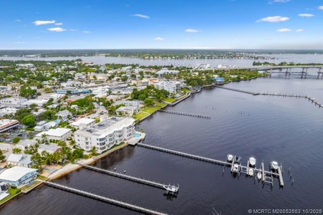 51 SE Seminole Street 305