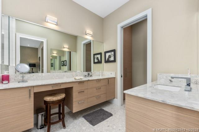 51 SE Seminole Street 305