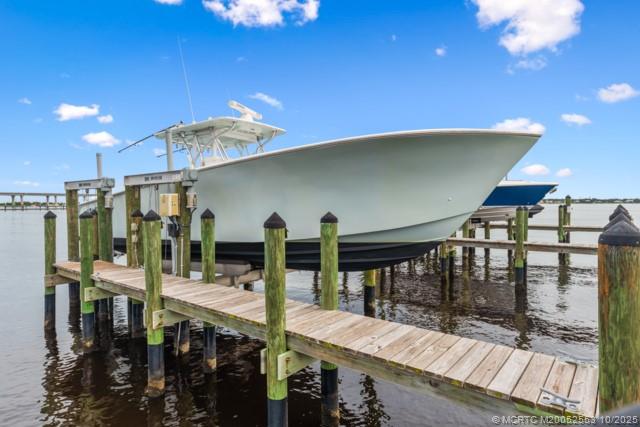 51 SE Seminole Street 305