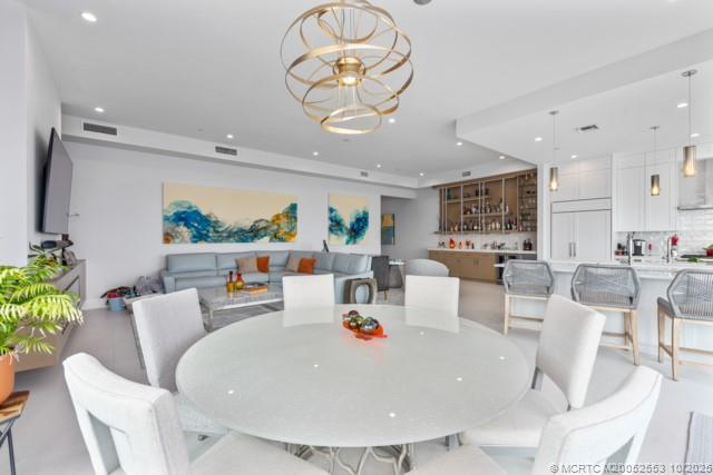 51 SE Seminole Street 305