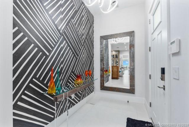 51 SE Seminole Street 305