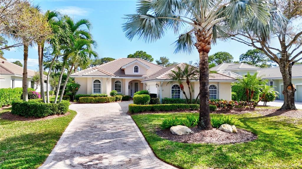 4381 SE Coventry Lane