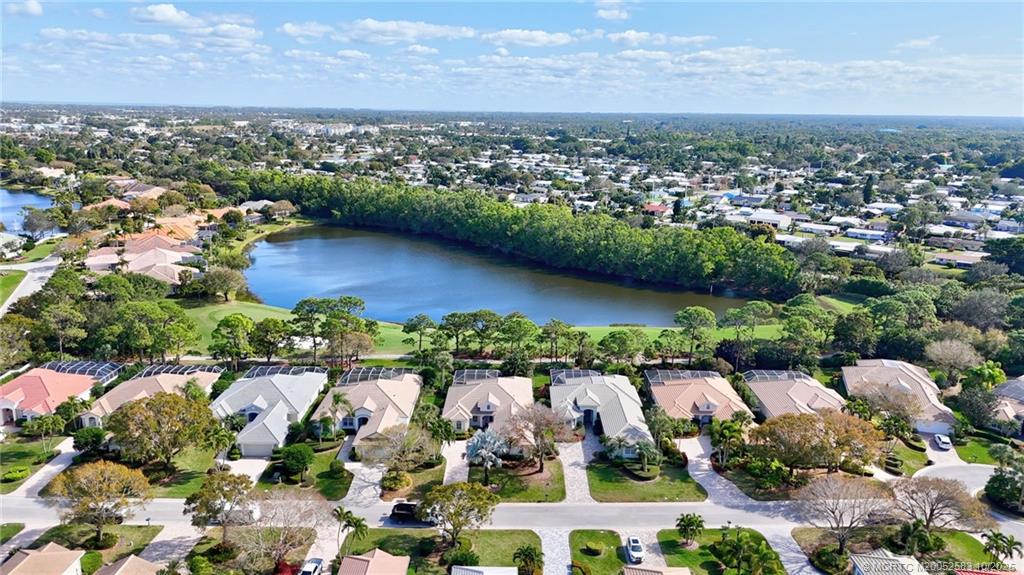 4381 SE Coventry Lane