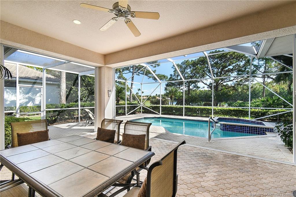 4381 SE Coventry Lane