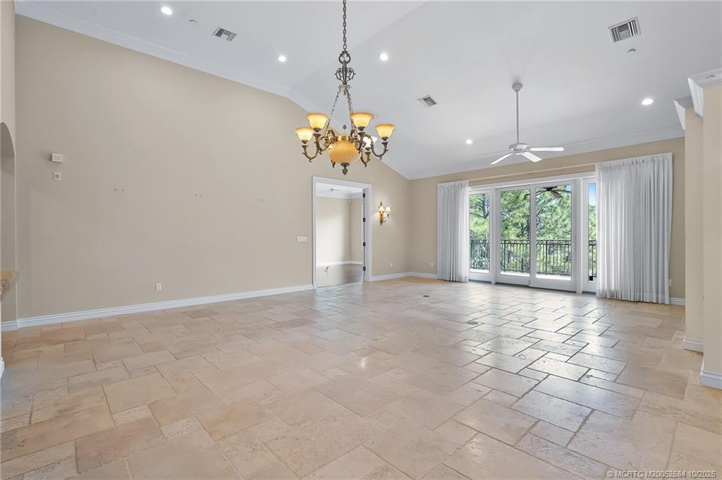 960 SE Willoughby Trace