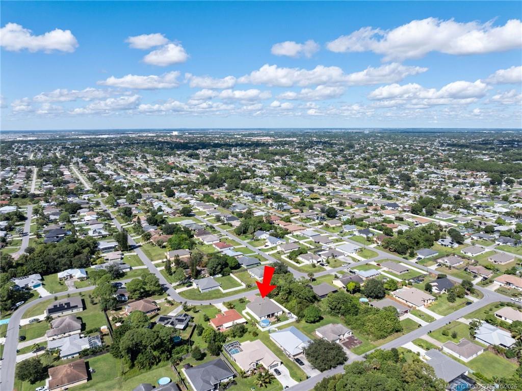 3271 SW Regatta Street