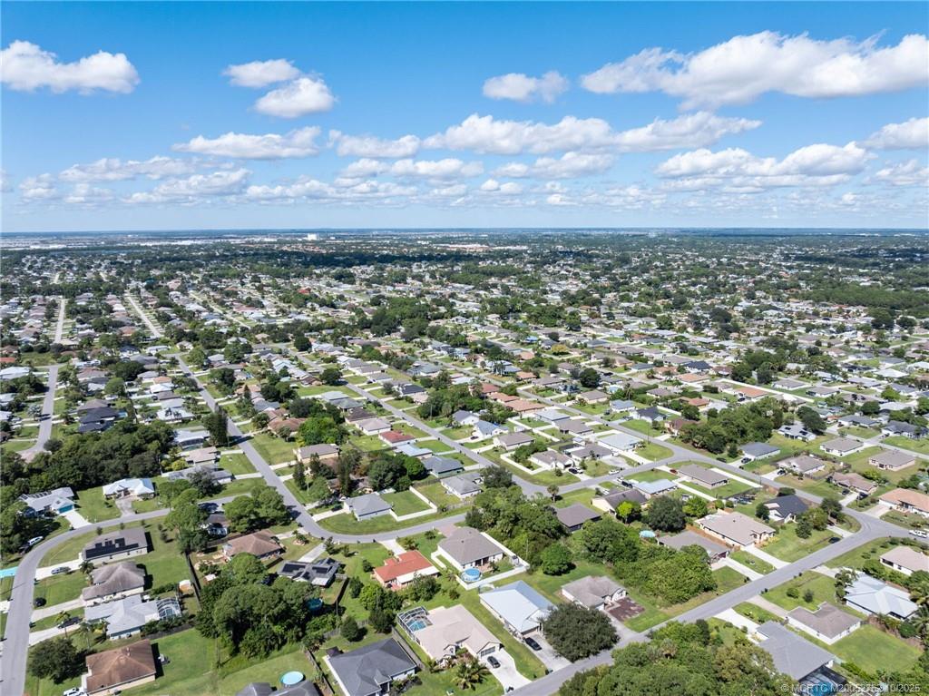 3271 SW Regatta Street