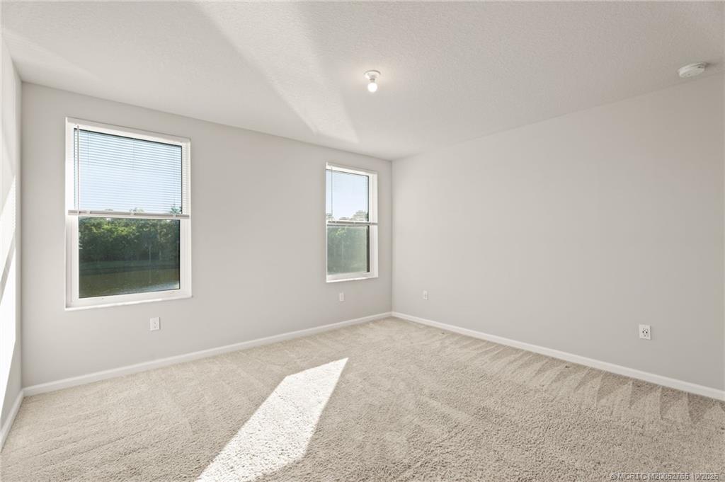 3939 SE Mentmore Lane