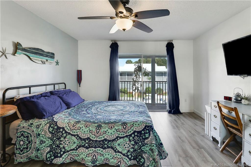 1864 SW Palm City Road 204