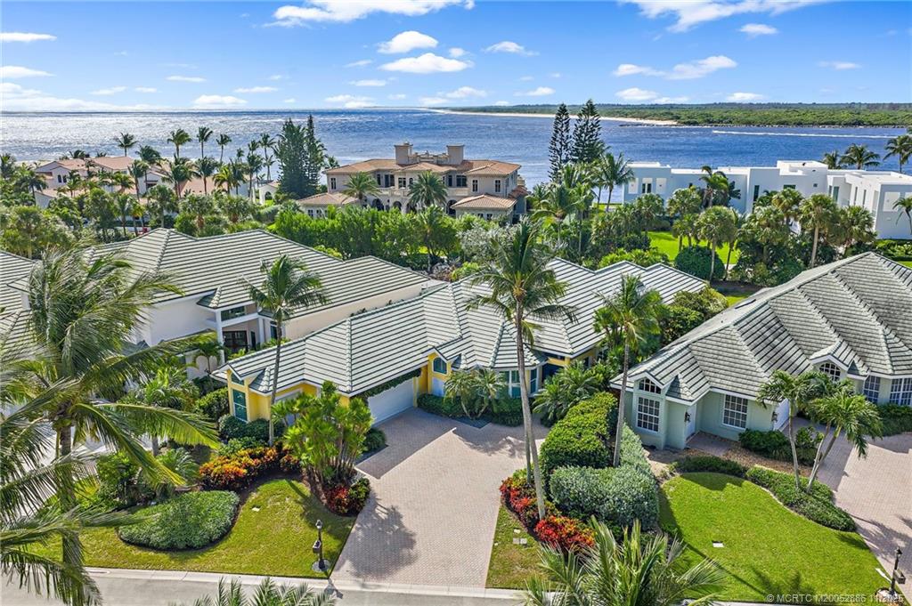 2856 SE Dune Drive