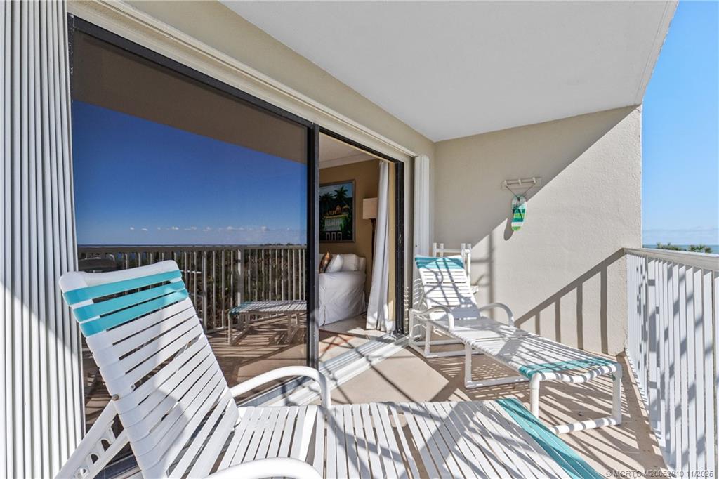 379 NE Tradewind Lane 1104