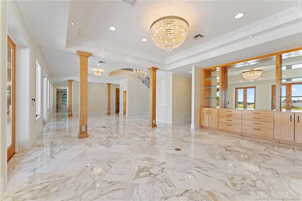 301 SE Harbor Point Drive