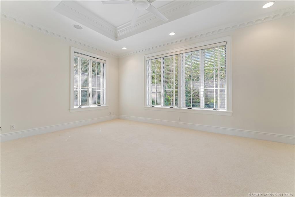 301 SE Harbor Point Drive