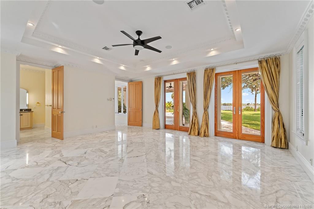 301 SE Harbor Point Drive