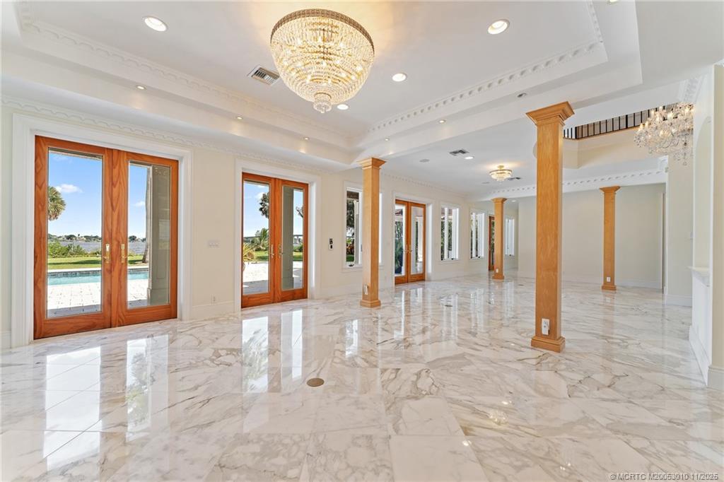 301 SE Harbor Point Drive