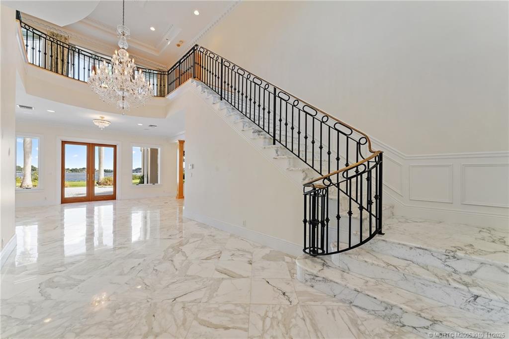 301 SE Harbor Point Drive