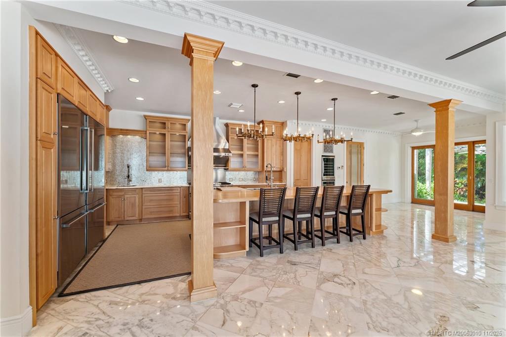 301 SE Harbor Point Drive