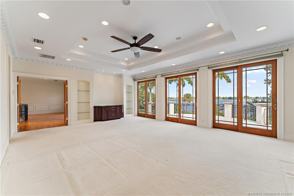 301 SE Harbor Point Drive