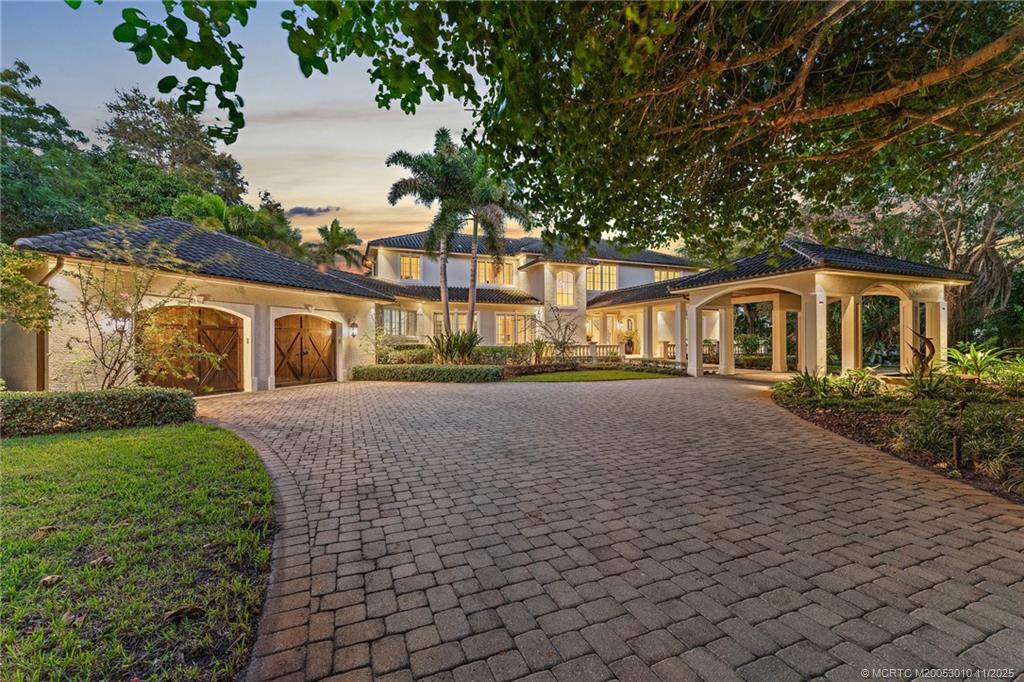 301 SE Harbor Point Drive