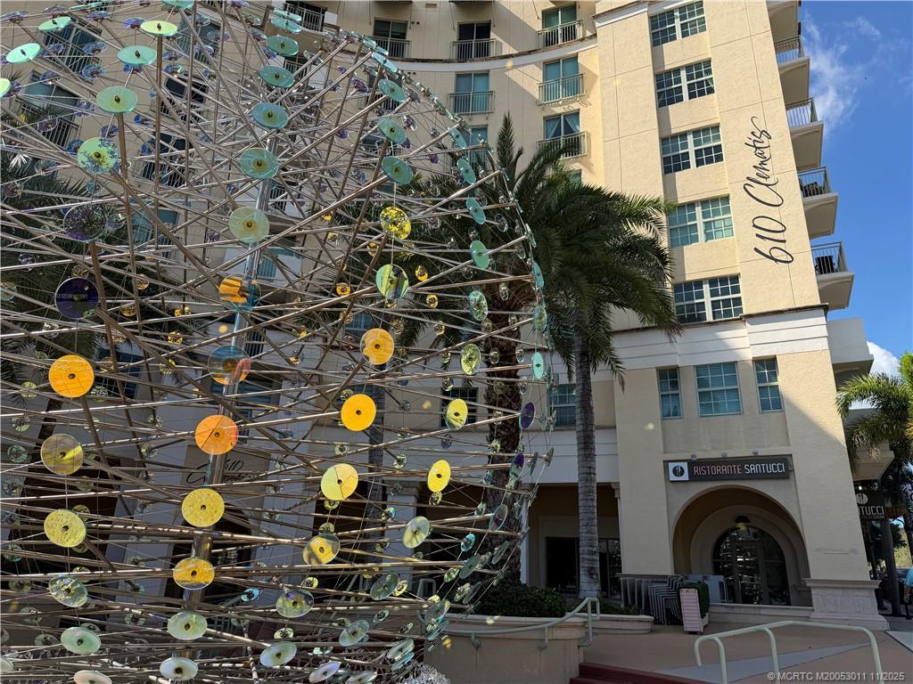 610 Clematis Street 638