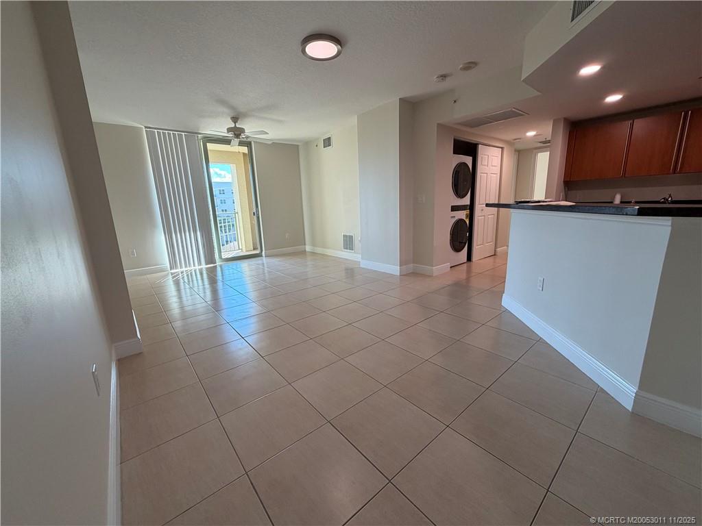 610 Clematis Street 638