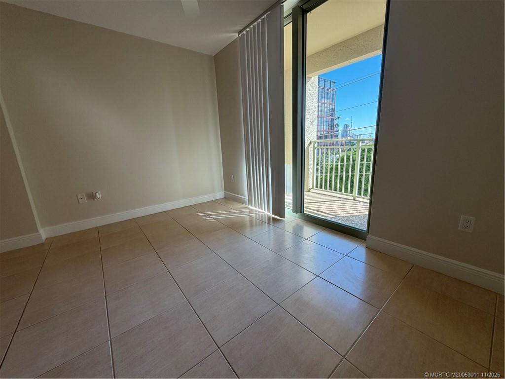 610 Clematis Street 638