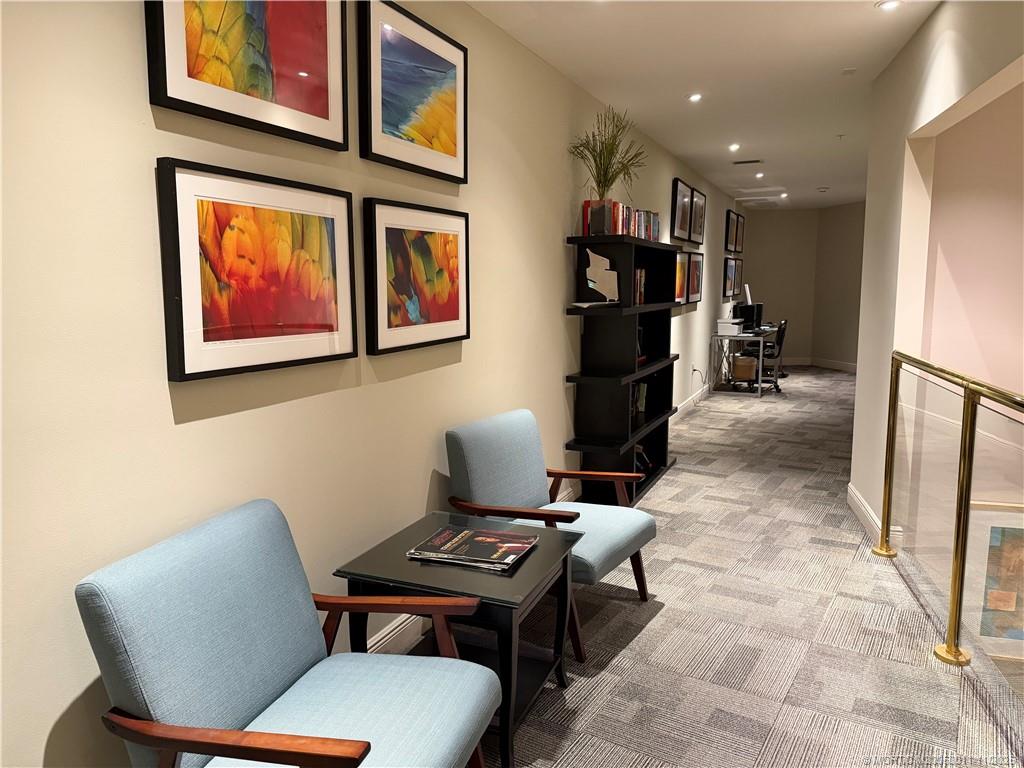 610 Clematis Street 638