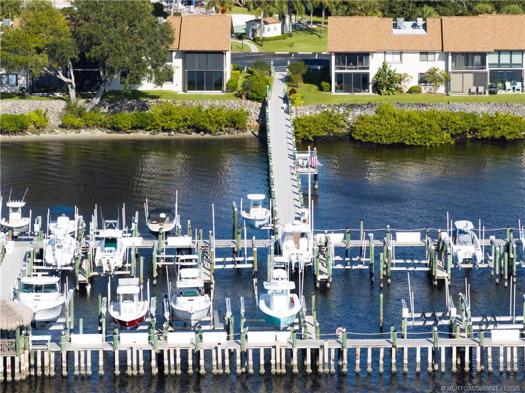 1600 NE Dixie Highway 7-104