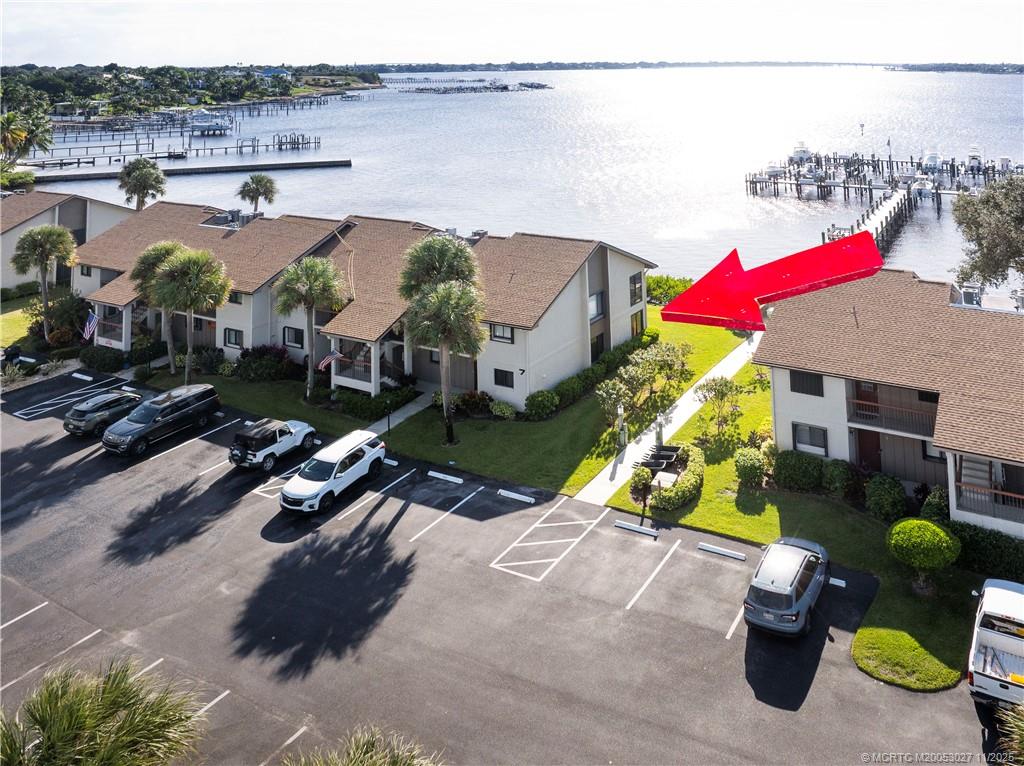 1600 NE Dixie Highway 7-104