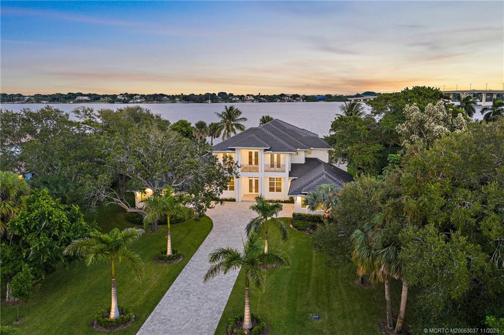 505 SE Saint Lucie Blvd