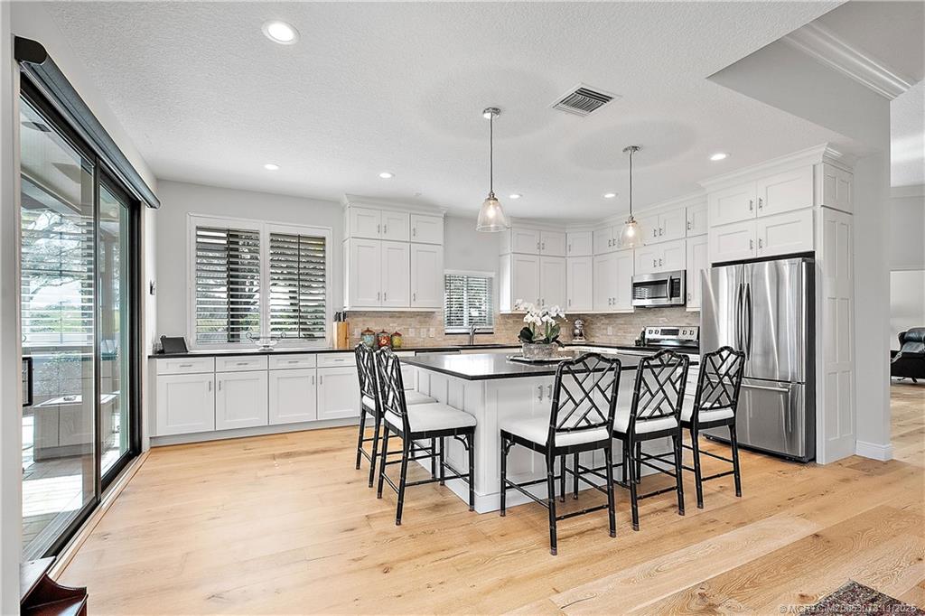 3501 SE Putnam Ct