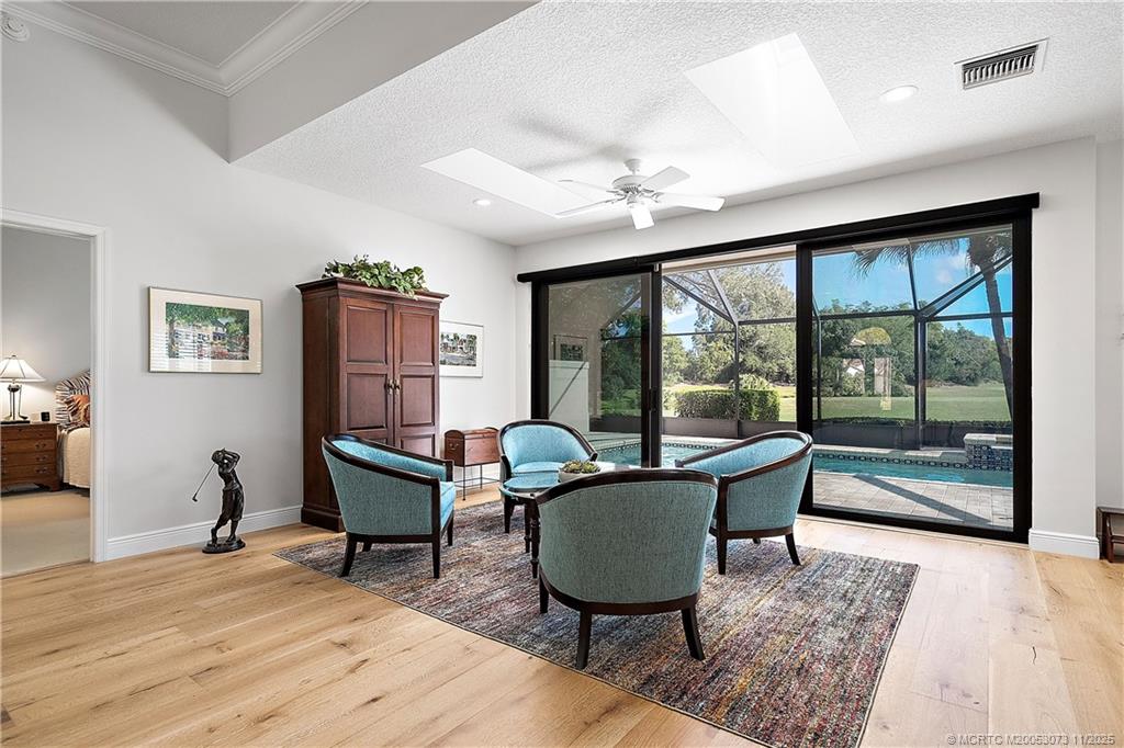 3501 SE Putnam Ct