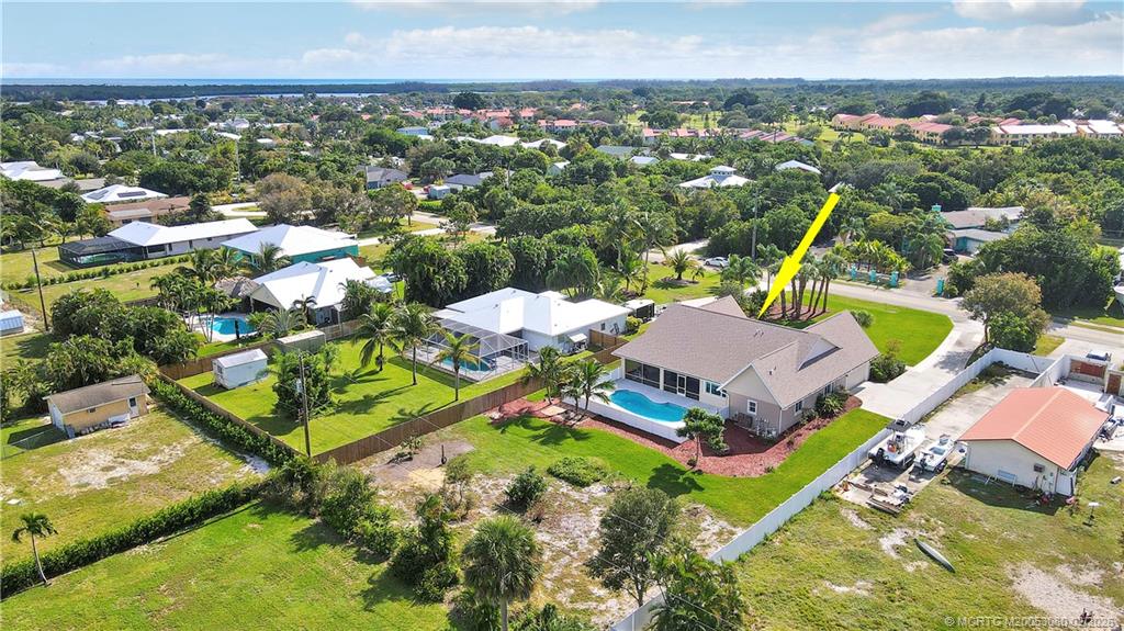 5439 SE Horseshoe Point Road