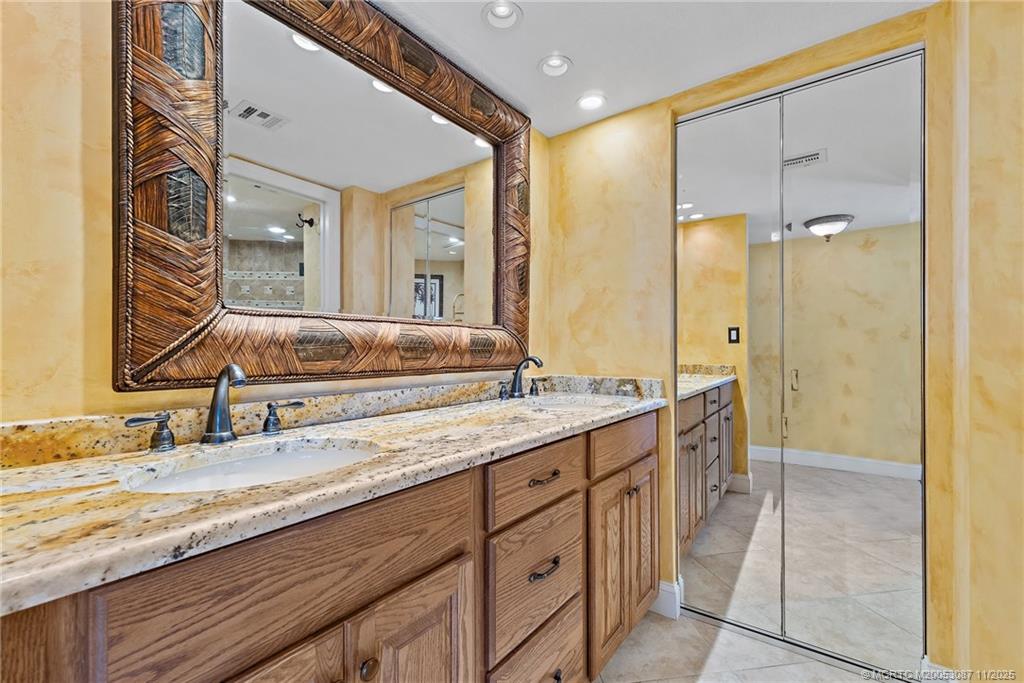 9550 S Ocean Drive 806