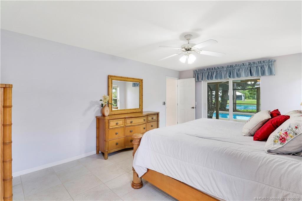 2579 SE Leithgow Street