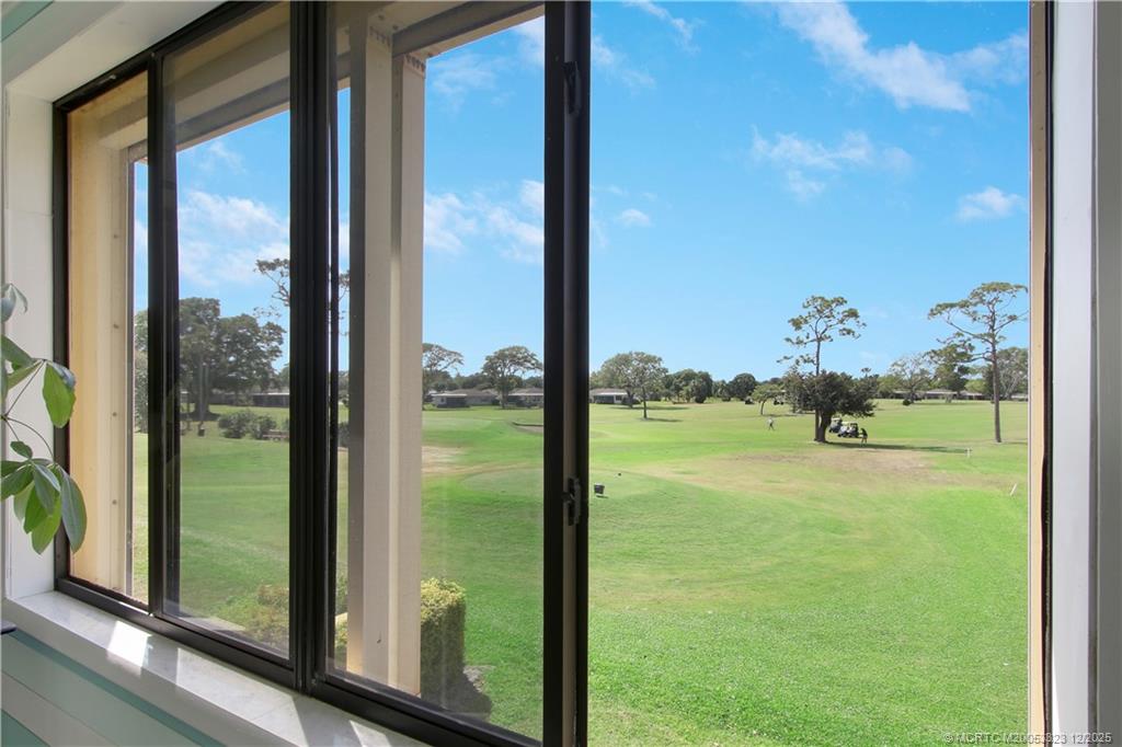 5323 SE Miles Grant Road 206