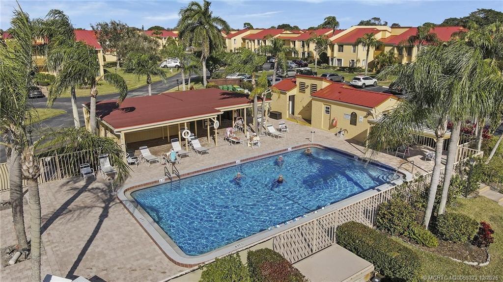 5323 SE Miles Grant Road 206