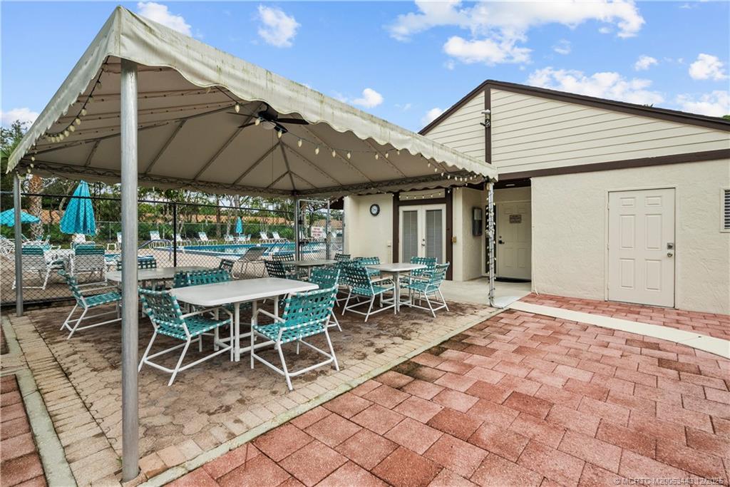 1544 SW Silver Pine Way 104G