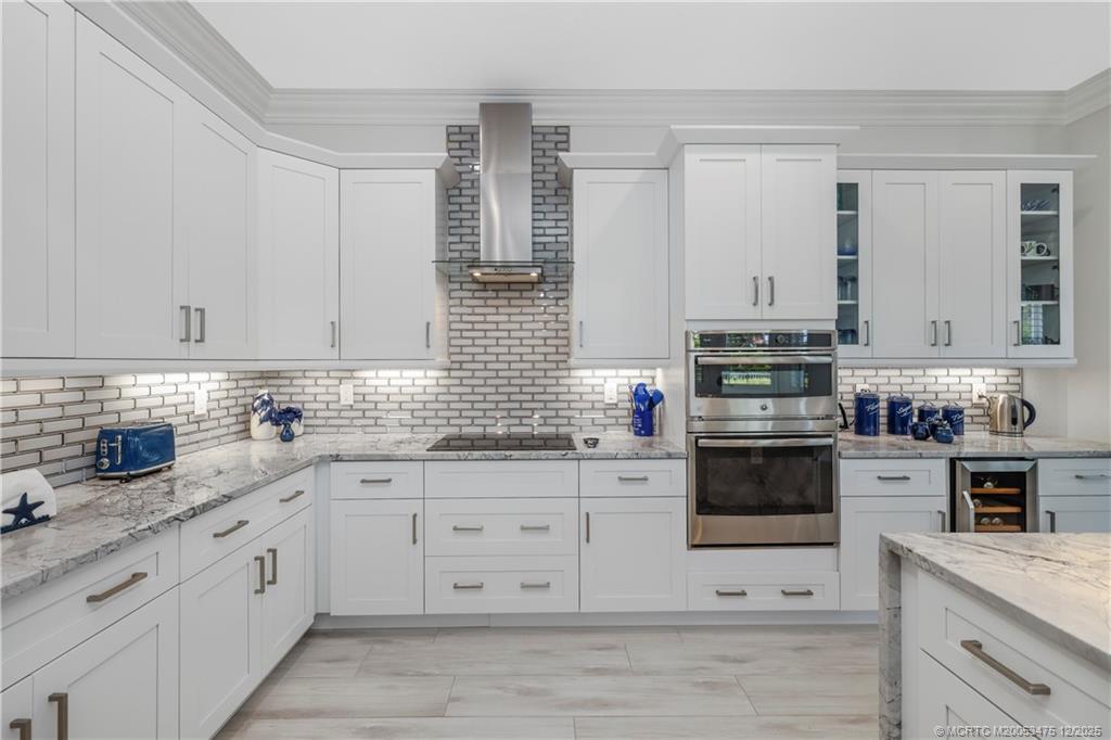 467 SW Lost River Road