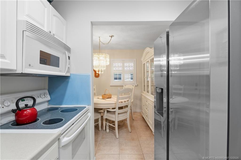 2600 S Kanner Highway F8