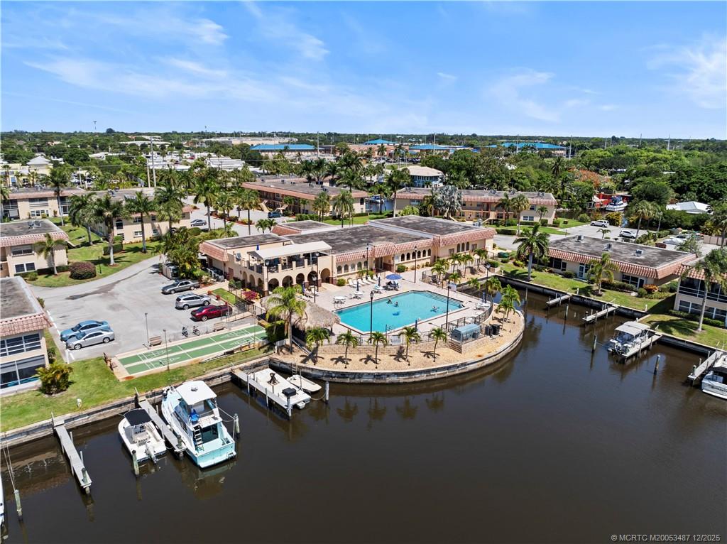 2600 S Kanner Highway F8