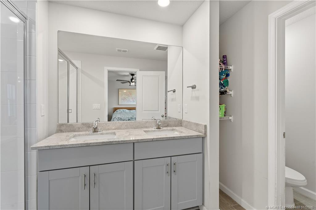 3931 SE Mentmore Lane