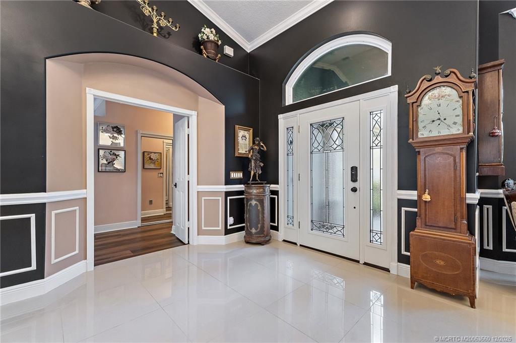 4803 SW Lake Grove Circle