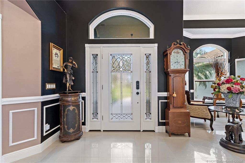 4803 SW Lake Grove Circle