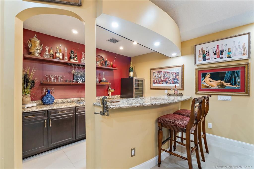 4803 SW Lake Grove Circle