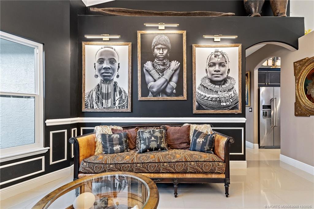 4803 SW Lake Grove Circle