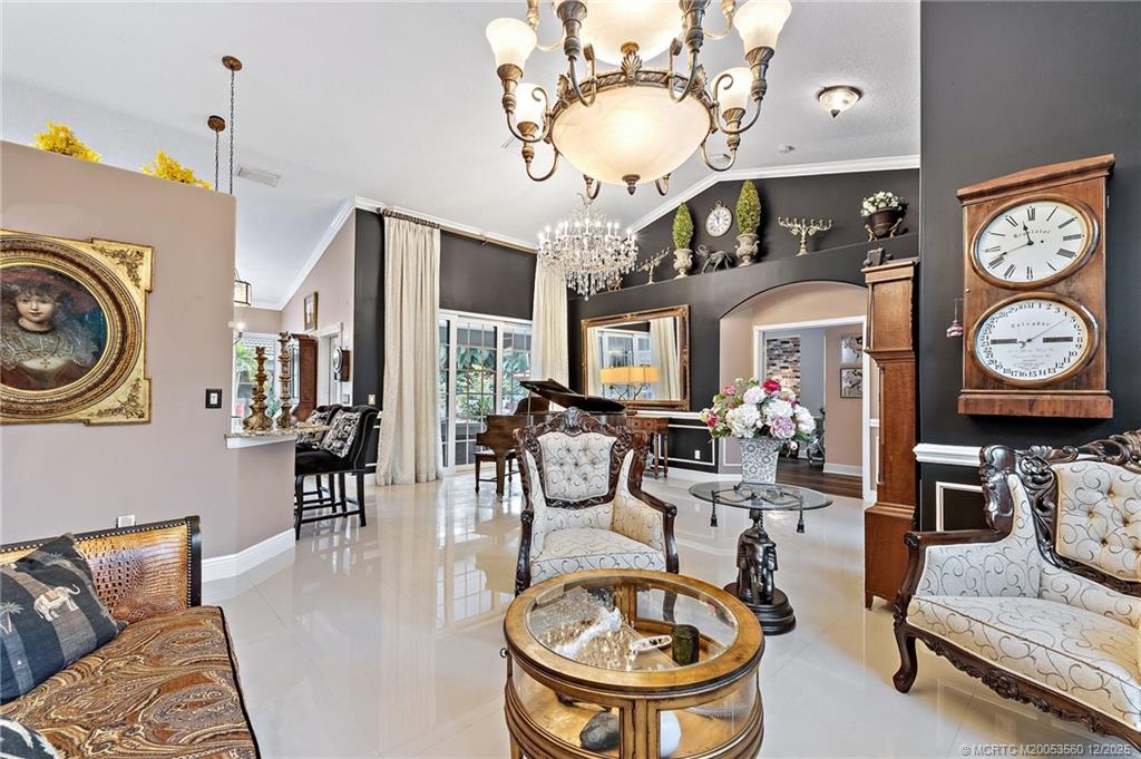 4803 SW Lake Grove Circle