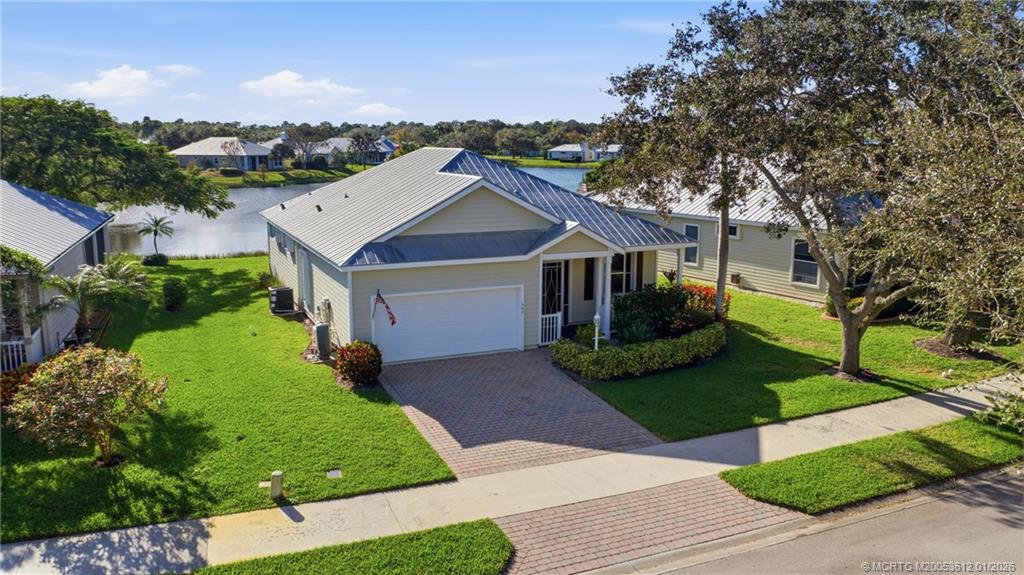 543 NE Canoe Park Circle